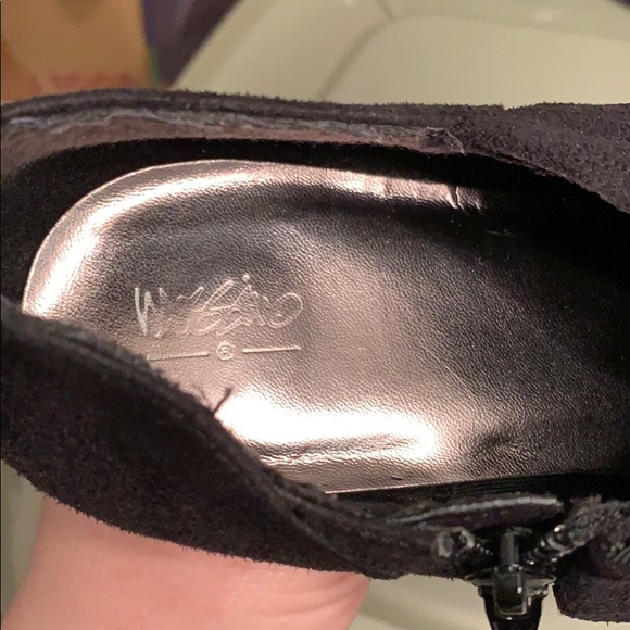 Booties! - Picture 6 of 6